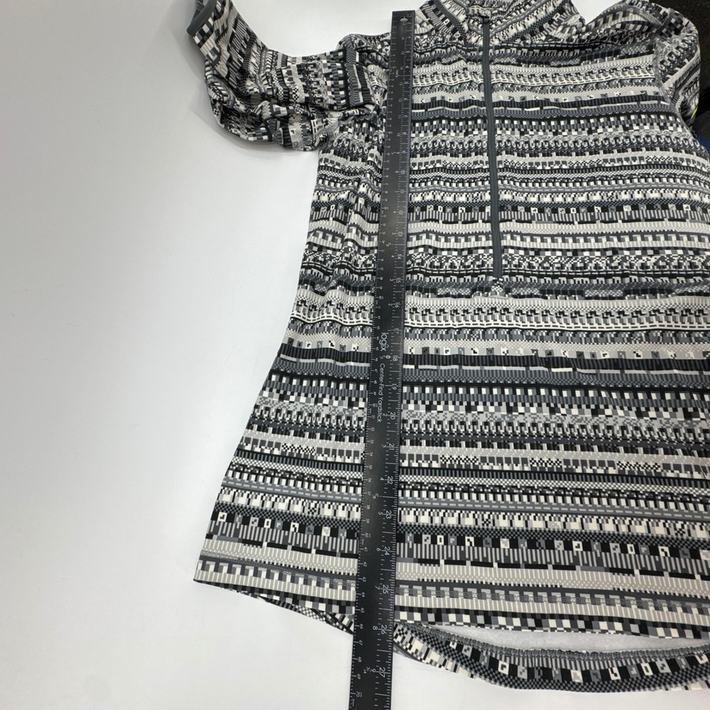 Nike Pro Dri-FIT Sweatshirt Womens Large Gray Geometric Pixel Print Quarter Zip - Picture 7 of 16